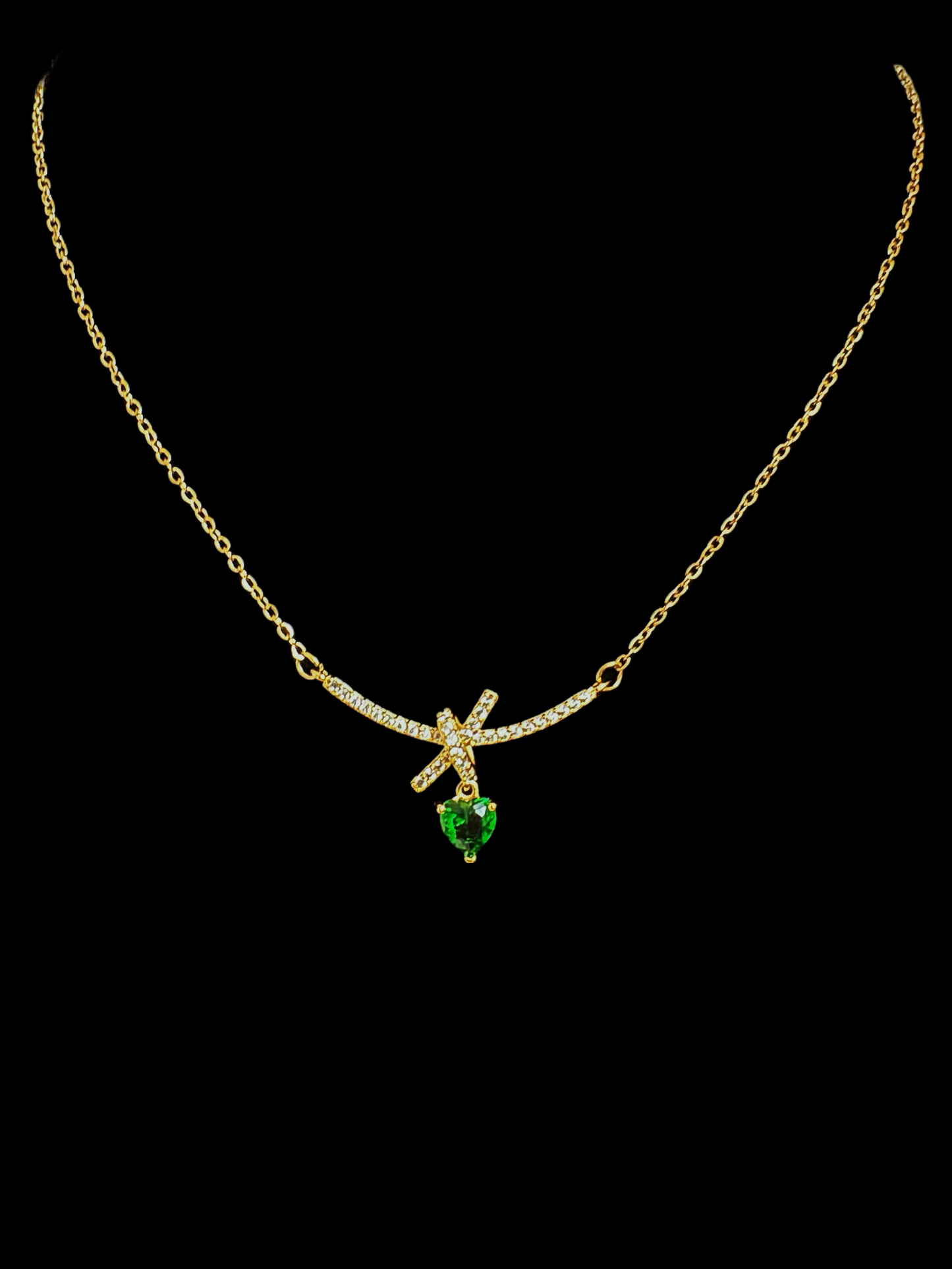 18K Real Gold Heart-shaped Green Gem Necklace