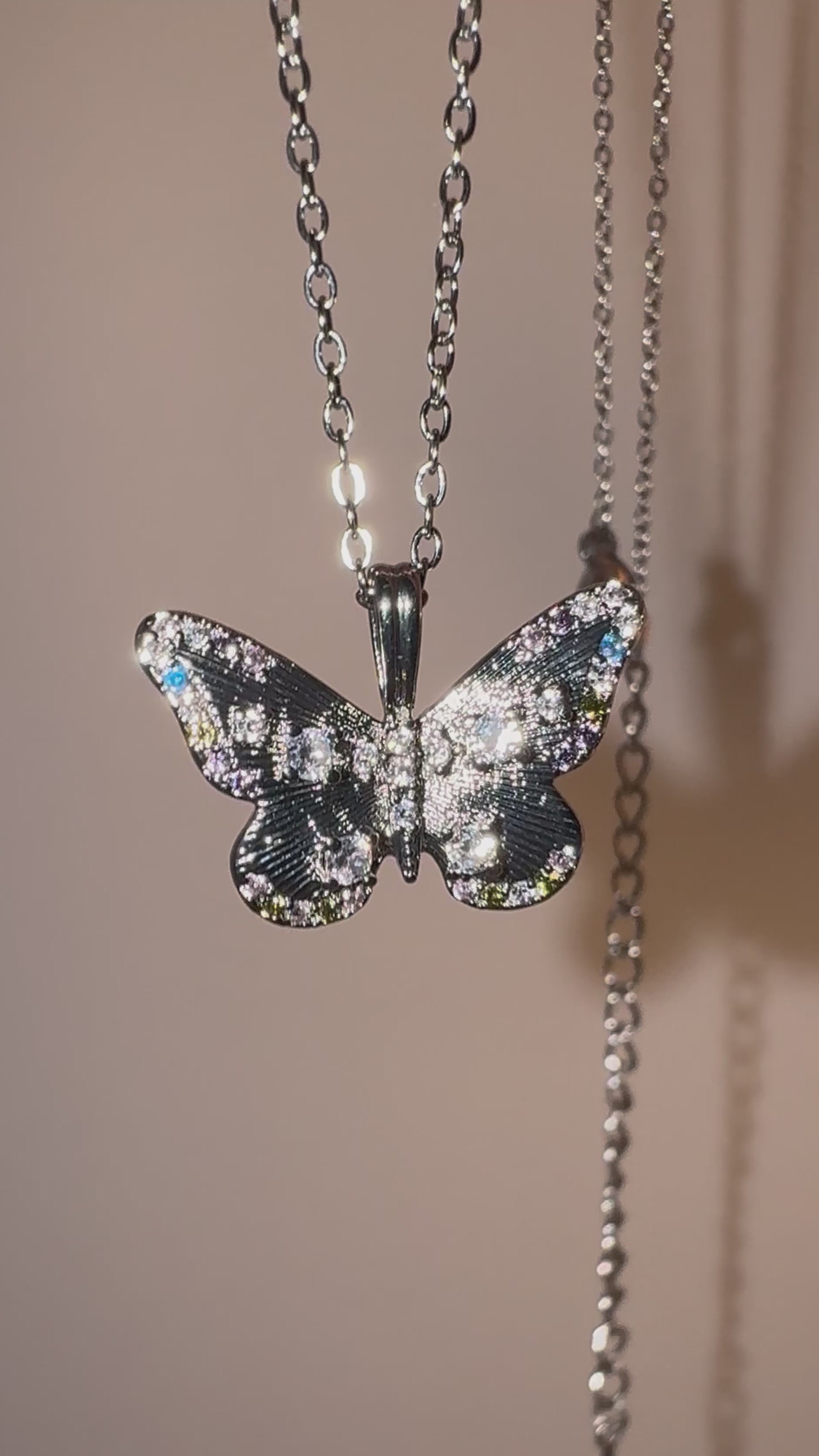 Platinum tulle technique vermeil butterfly pendant necklace 